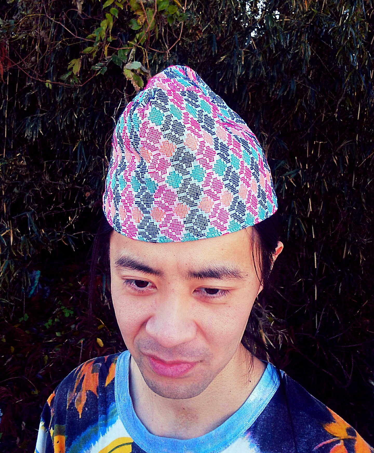 【着こなせ！】ネパールの帽子トピーと様々な民族衣装のコーディネイト術